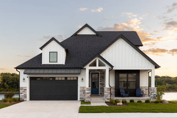 Best Storm Damage Roof Repair  in Moorhead, MN